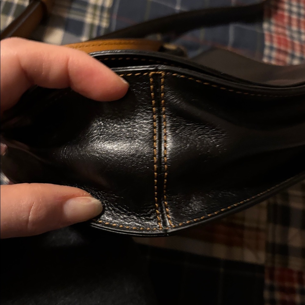 Vera Bradley black leather saddle Bag - Picture 8 of 9
